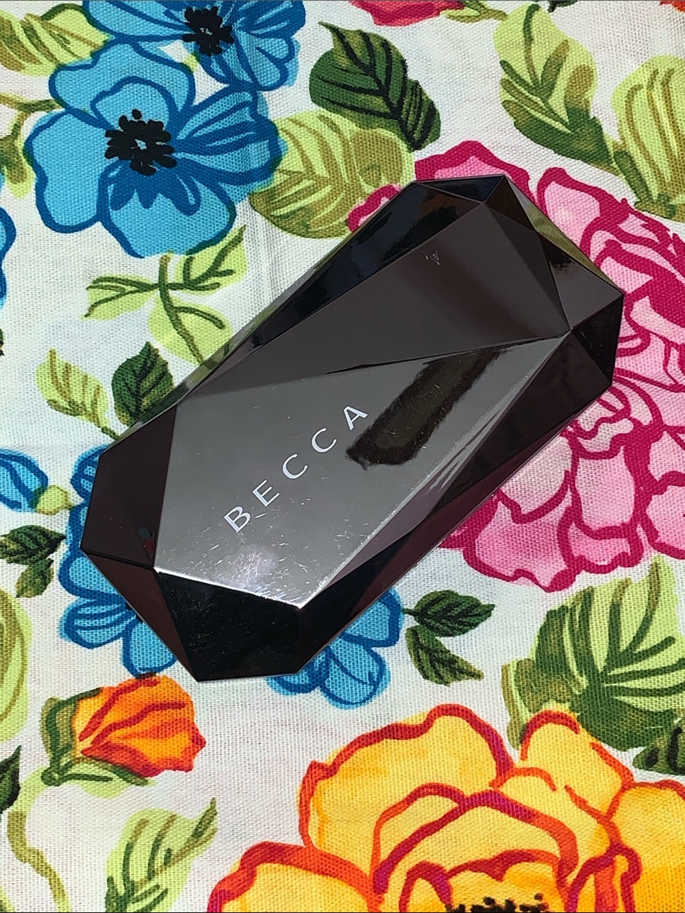 NWOB - Becca Ocean Jewels Highlighter Palette